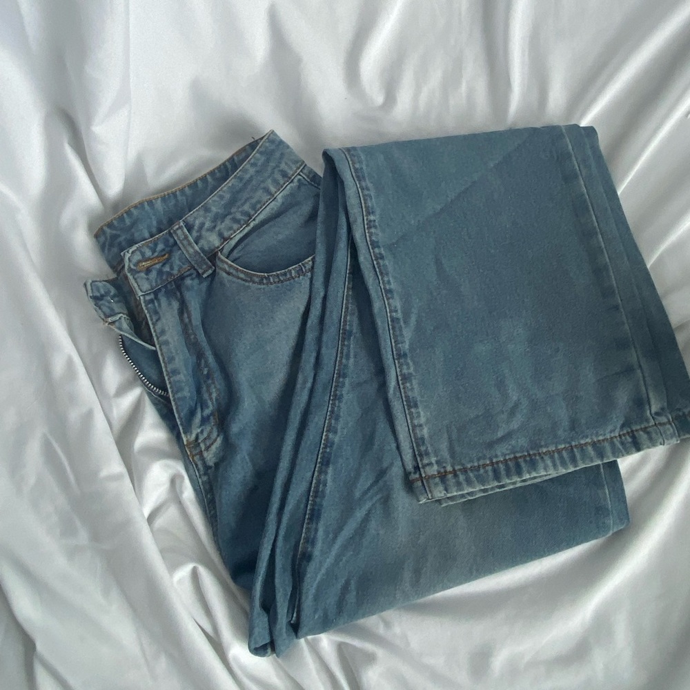 HUDSON AND BAILEY | NWOT Oversized Jeans - Picture 4 of 4